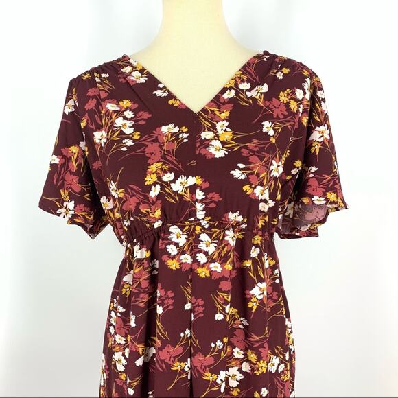 Ingrid & Isabel Maternity Red Floral Dress Size Medium NWT - Picture 5 of 7